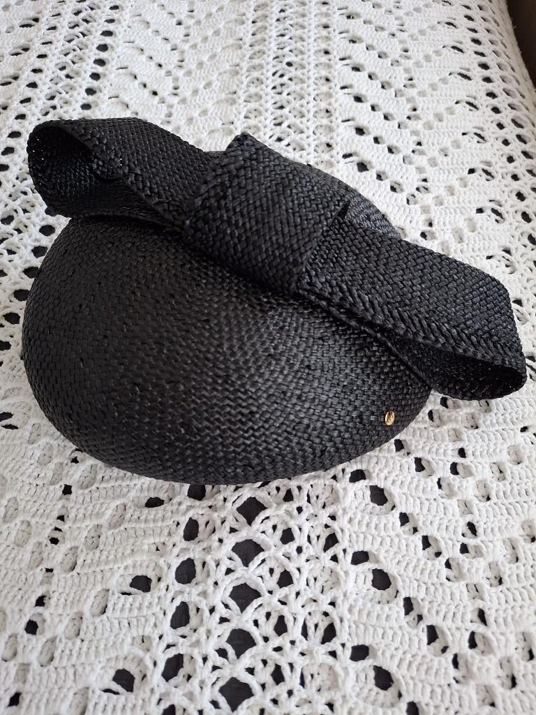 leuke zwarte dames dop, Kleding | Dames, Hoeden en Petten, Ophalen of Verzenden, Zo goed als nieuw, One size fits all