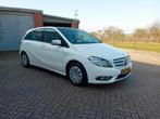 Mercedes-Benz B-Klasse 1.8 CDI BE B180 5DRS 2012 Wit, Auto's, Mercedes-Benz, Voorwielaandrijving, Zwart, 1796 cc, Leder