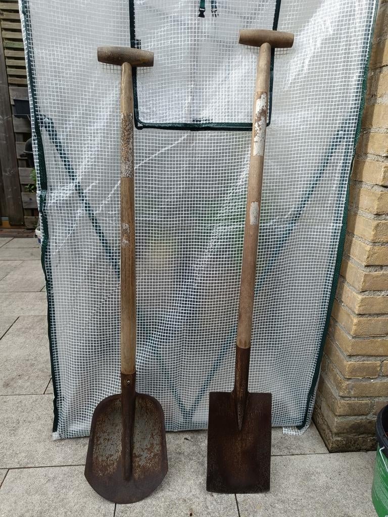 Spade en bats schep te koop, samen of los., Tuin en Terras, Ophalen of Verzenden, Gebruikt, Spade