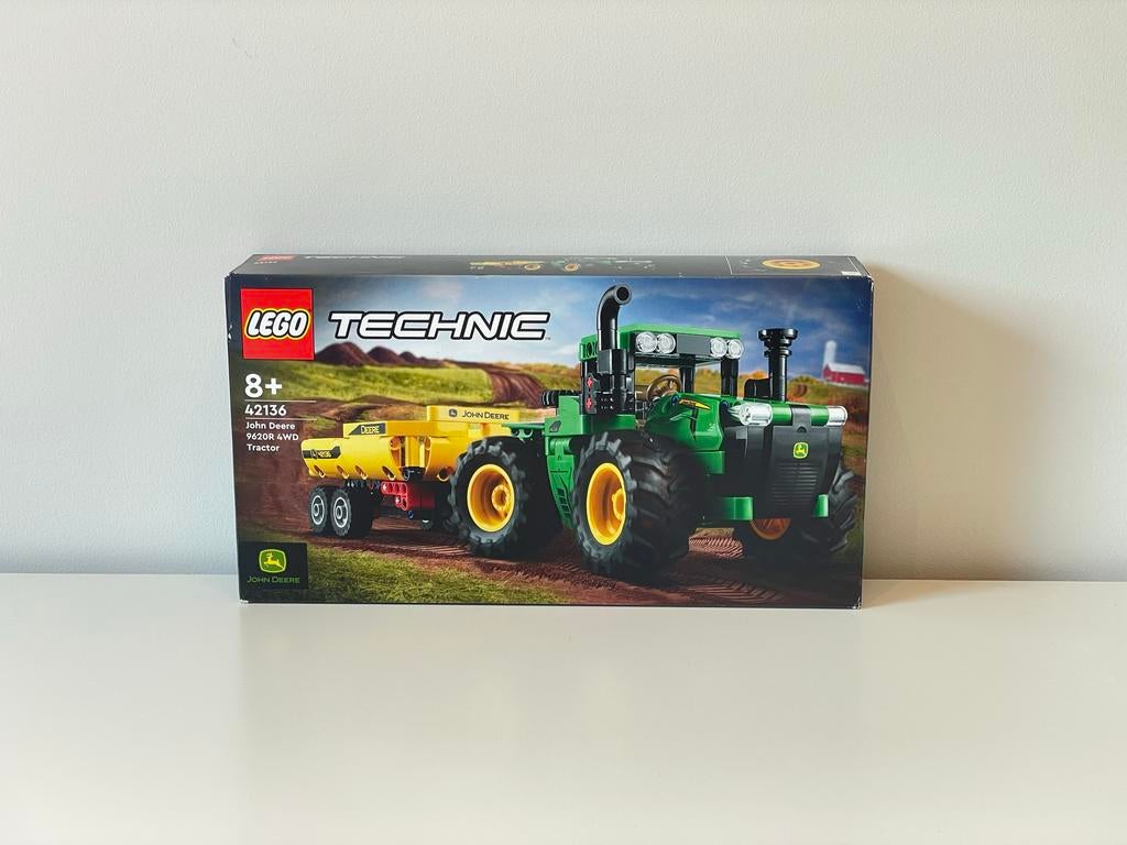 Lego 42136 John Deere Tractor *Nieuw en Verzegeld*, Kinderen en Baby's, Speelgoed | Duplo en Lego, Ophalen of Verzenden, Nieuw