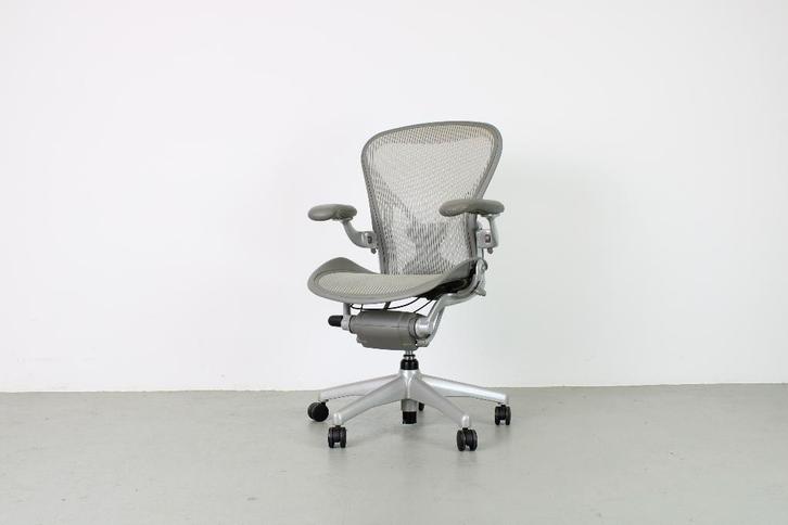 Herman Miller Aeron Classic, Titanium, type B, Huis en Inrichting, Bureaustoelen, Gebruikt, Bureaustoel, Grijs, Ergonomisch, Gaming bureaustoel