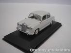 Mercedes Benz 180 1953 Licht Grijs 1/43 Minichamps, Ophalen of Verzenden, Zo goed als nieuw, Auto, MiniChamps