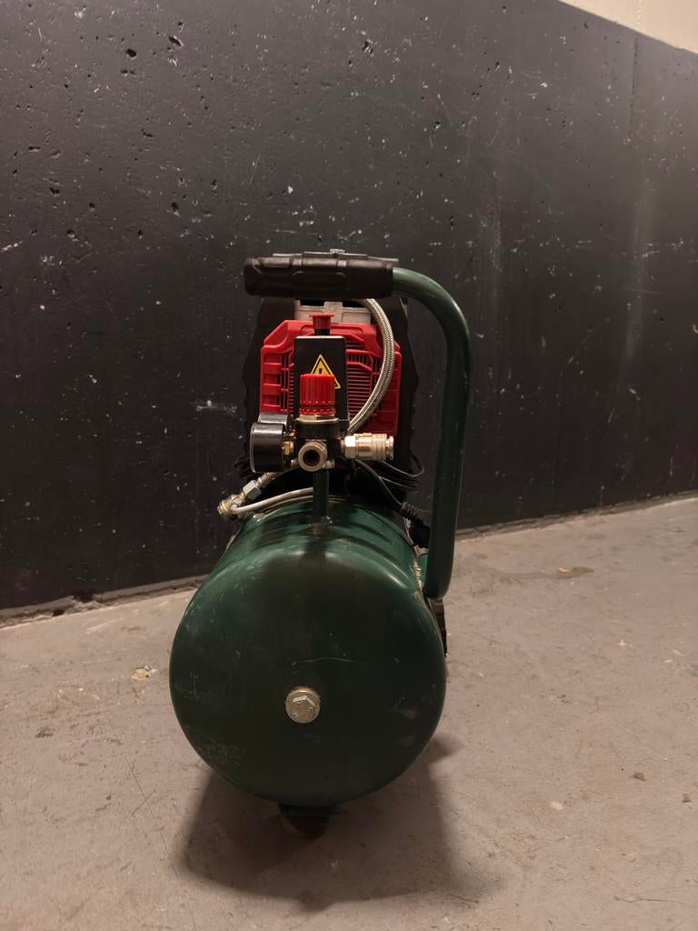 Parkside compressor, Gebruikt, 6 tot 10 bar, Ophalen of Verzenden, Minder dan 200 liter/min