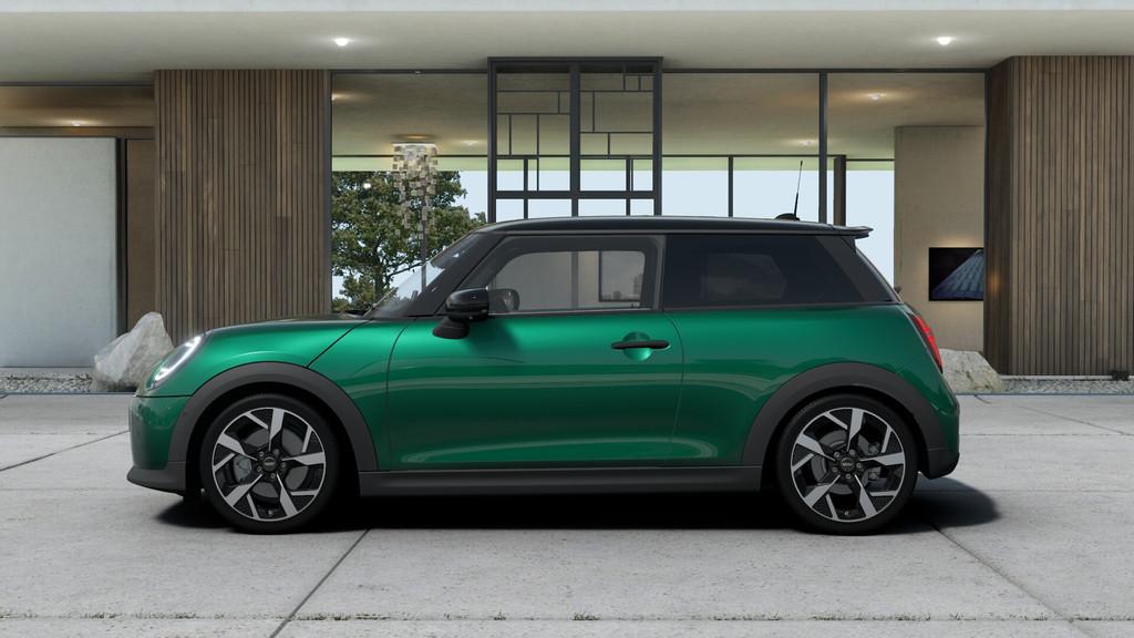 MINI Hatchback Cooper S Automaat / Favoured / Pakket XL / 18, 1998 cc, Elektrische stoelverstelling, 4 cilinders, 4 stoelen