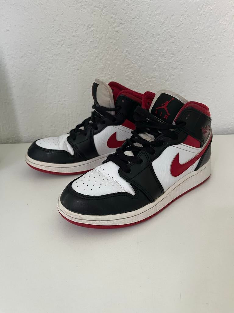Nike Air Jordan 1 - Maat 35,5, Ophalen of Verzenden, Gebruikt, Jongen of Meisje