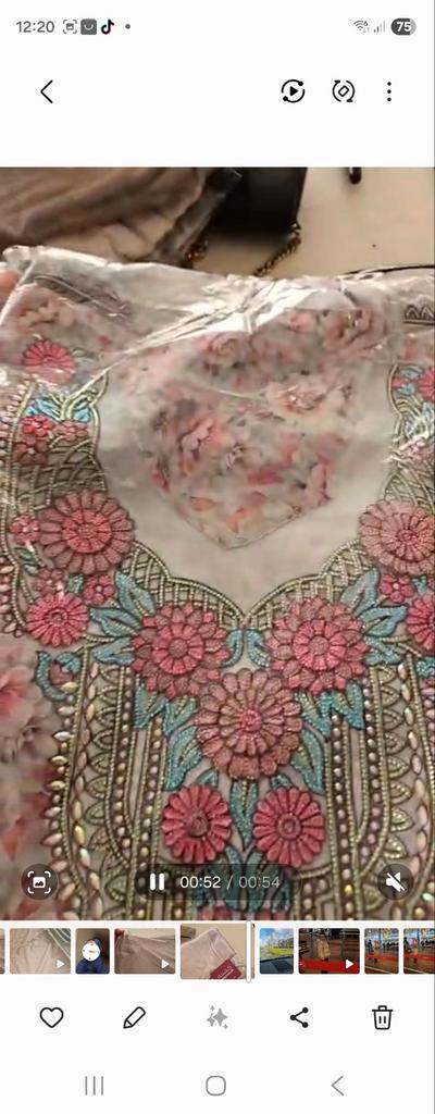 Feest jurk stof, Kleding | Dames, Jurken, Zo goed als nieuw, Roze, Onder de knie, Ophalen of Verzenden