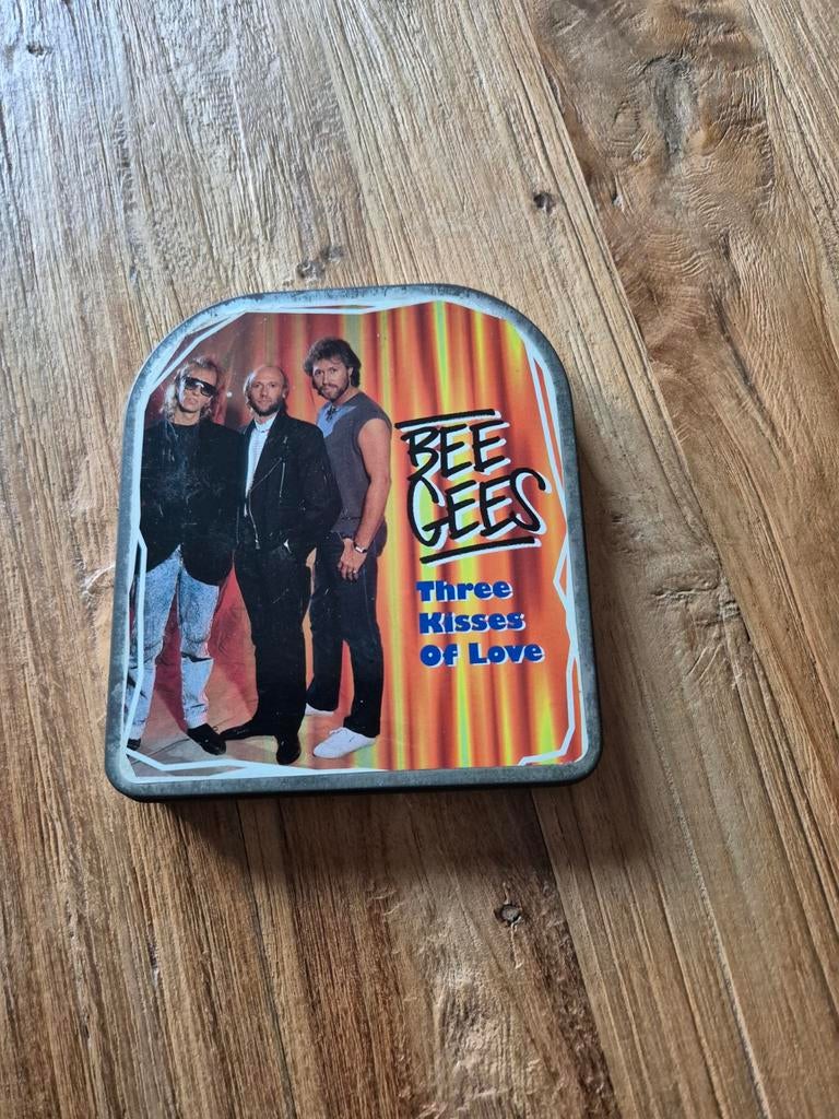 Mooi cd van de bee gees ,in blikken doosje,alleen ophalen, Cd's en Dvd's, Ophalen of Verzenden, Gebruikt