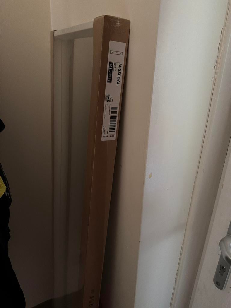 IKEA NISSEDAL Spiegel 40x150 cm - Nieuw in verpakking, Huis en Inrichting, Woonaccessoires | Spiegels, Minder dan 50 cm, 100 tot 150 cm