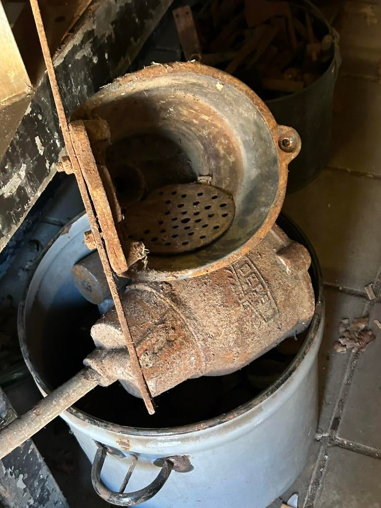 Dtinkbakjez, Ophalen