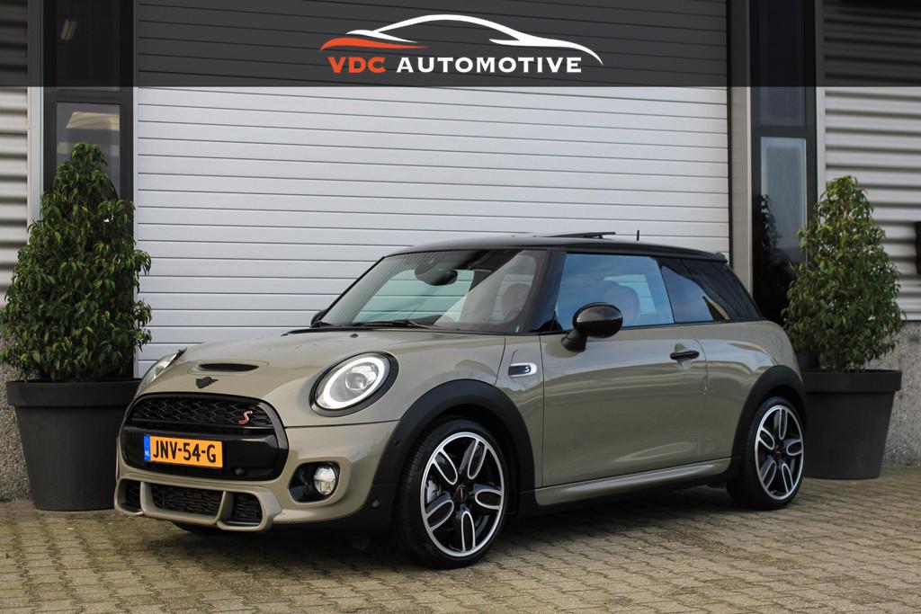 Mini Mini 2.0 Cooper S Chili JCW | Unieke Uitvoering | Pano, 1998 cc, Gebruikt, Euro 6, 4 stoelen