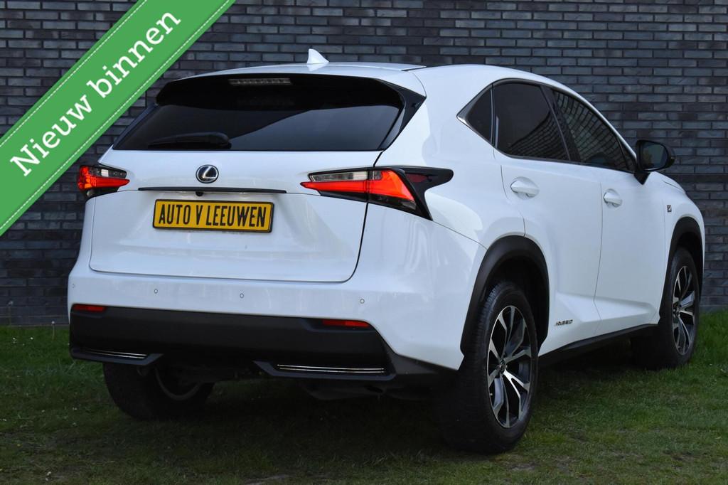 Lexus NX 300h AWD E-Four F Sport MARK LEVINSON/PANORAMADAK/V, Auto's, Lexus, Automaat, Gebruikt, Euro 6, Leder