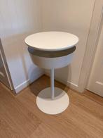Bijzettafel met opbergruimte (IKEA Lierskogen) - Wit, Huis en Inrichting, Tafels | Bijzettafels, Ophalen, Overige materialen, Minder dan 55 cm