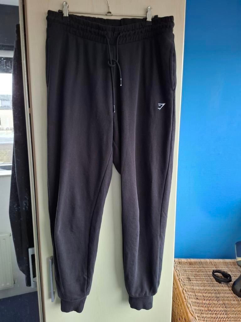 Gymshark joggingbroek zwart maat M, Ophalen of Verzenden, Zo goed als nieuw, Zwart, Fitness of Aerobics