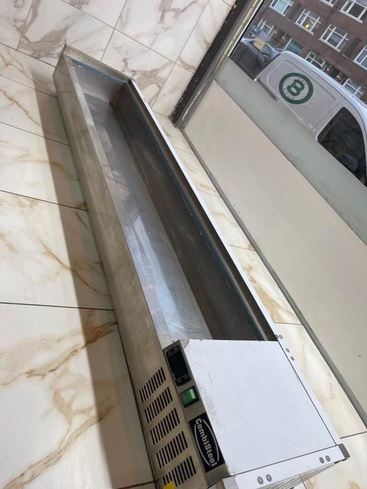 Combisteel koelvitrine 200cm, Zakelijke goederen, Horeca | Keukenapparatuur, Koelen en Vriezen, Nieuw zonder verpakking, Ophalen