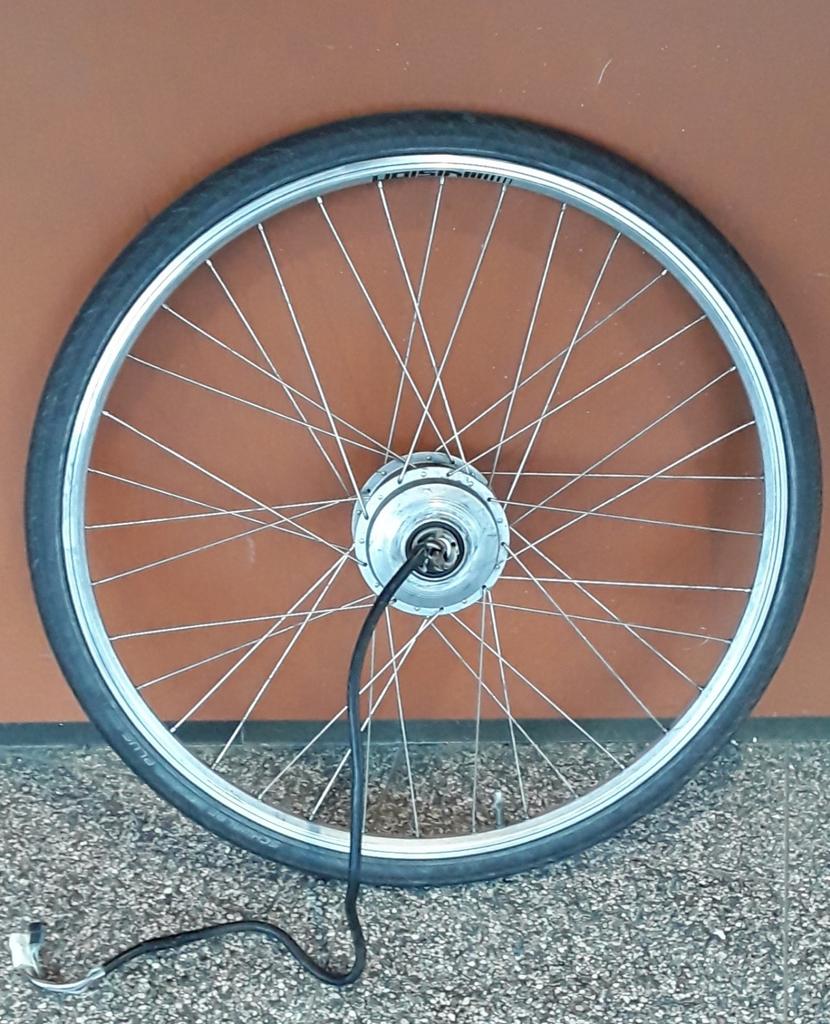 Voorwiel met motor van Giant twist elektrische fiets., Fietsen en Brommers, Fietsonderdelen, Ophalen, Elektrische fiets, Motor