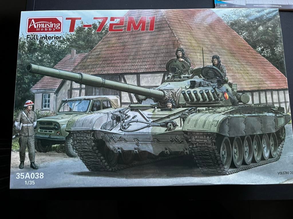 Diverse tank kits te koop, Hobby en Vrije tijd, Ophalen of Verzenden, Zo goed als nieuw, Groter dan 1:72, Overige merken