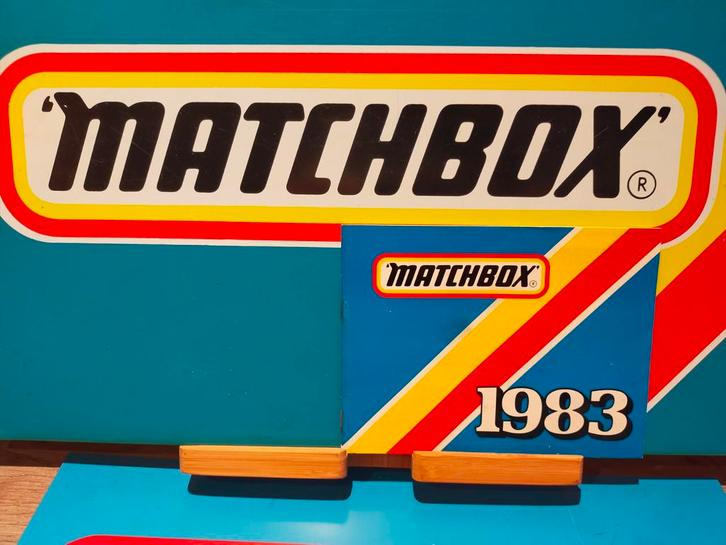 Matchbox Pocket Catalogus 1983 - Vintage Speelgoed, Hobby en Vrije tijd, Modelauto's | 1:87, Nieuw, Auto, Matchbox, Ophalen of Verzenden