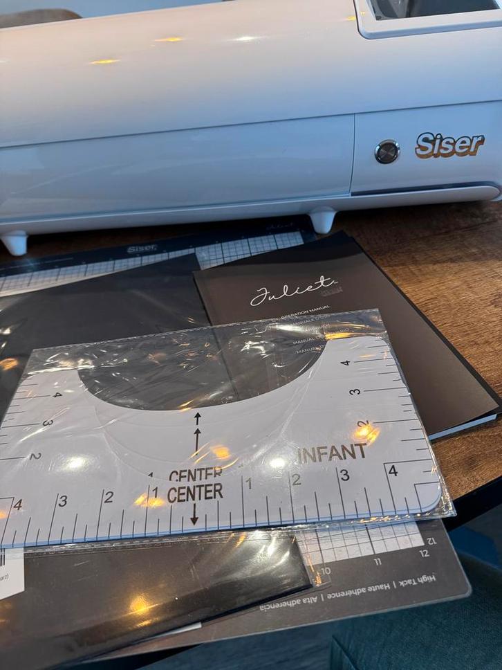 Siser Juliet Plotter Machine - Zo goed als nieuw, Hobby en Vrije tijd, Knutselen, Zo goed als nieuw, Gereedschap of Toebehoren