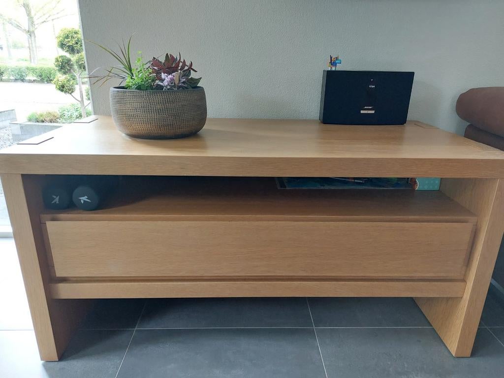 Mooi, massief eiken tv kastje ca 130x60x62, Huis en Inrichting, Kasten | Televisiemeubels, Ophalen, Gebruikt, 100 tot 150 cm, Eikenhout