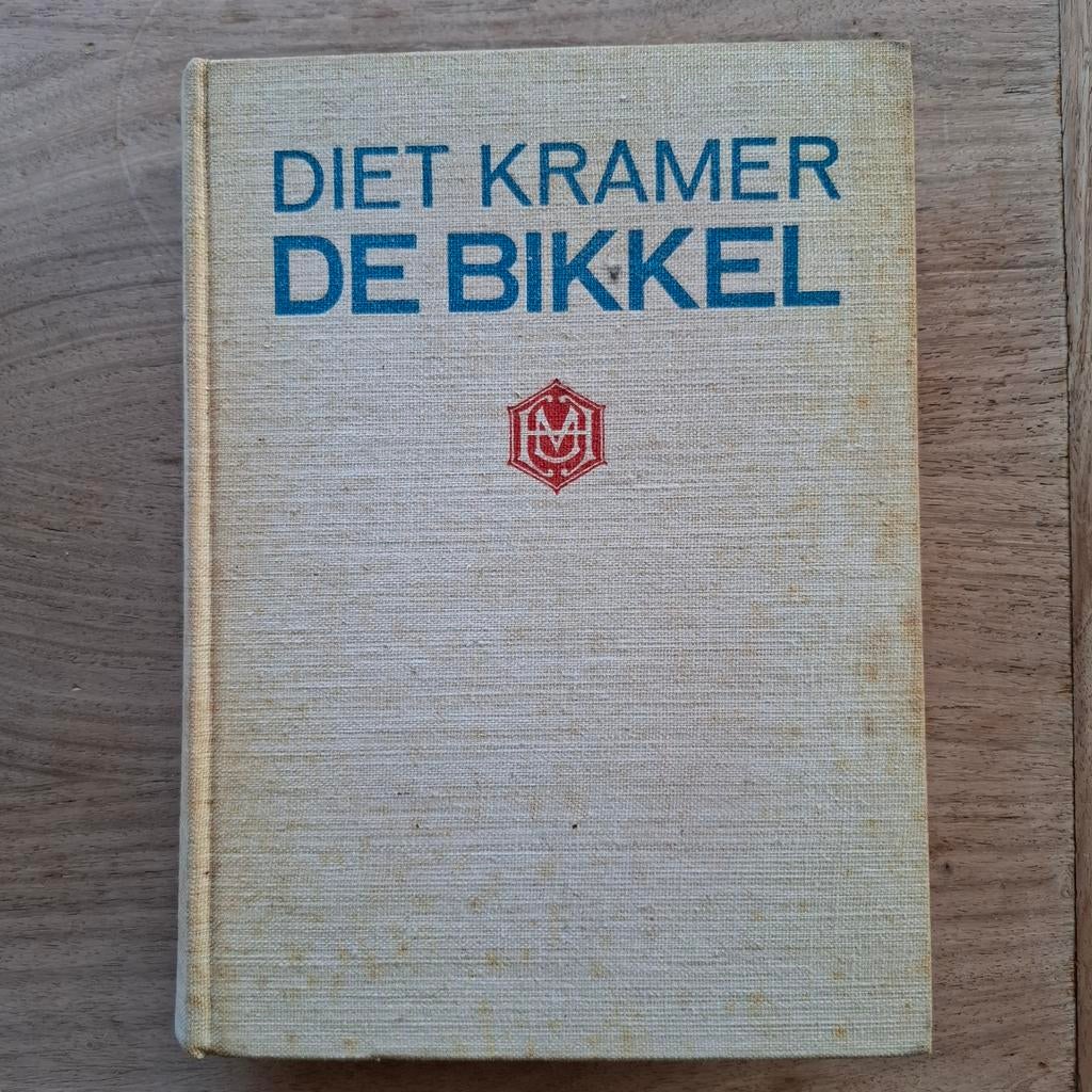 Diet kramer DE BIKKEL, Ophalen of Verzenden, Gelezen