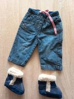 Baby jeans maat 50-56 met bijpassende gevoerde suede slofjes, Kinderen en Baby's, Babykleding | Maat 56, Ophalen of Verzenden