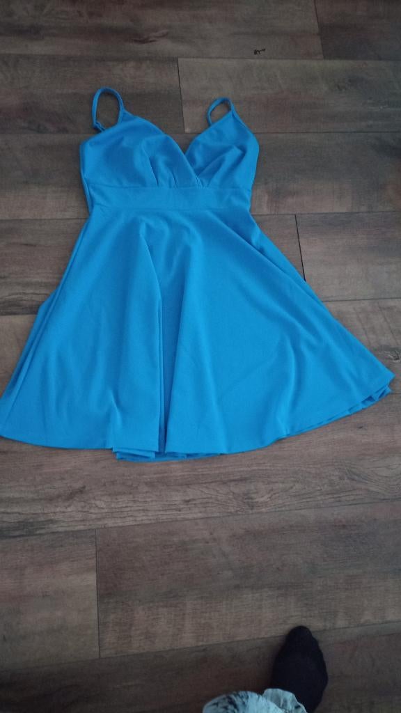aparte blauwe jurk maat 36, Kleding | Dames, Ophalen of Verzenden, Nieuw, Maat 36 (S), Blauw
