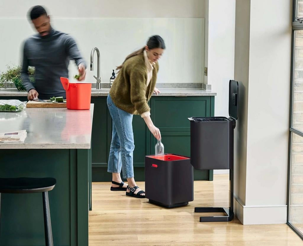 Joseph Joseph Totem 60 Zwart Afvalscheiding 60L Nieuw, Huis en Inrichting, Woonaccessoires | Prullenbakken, Ophalen