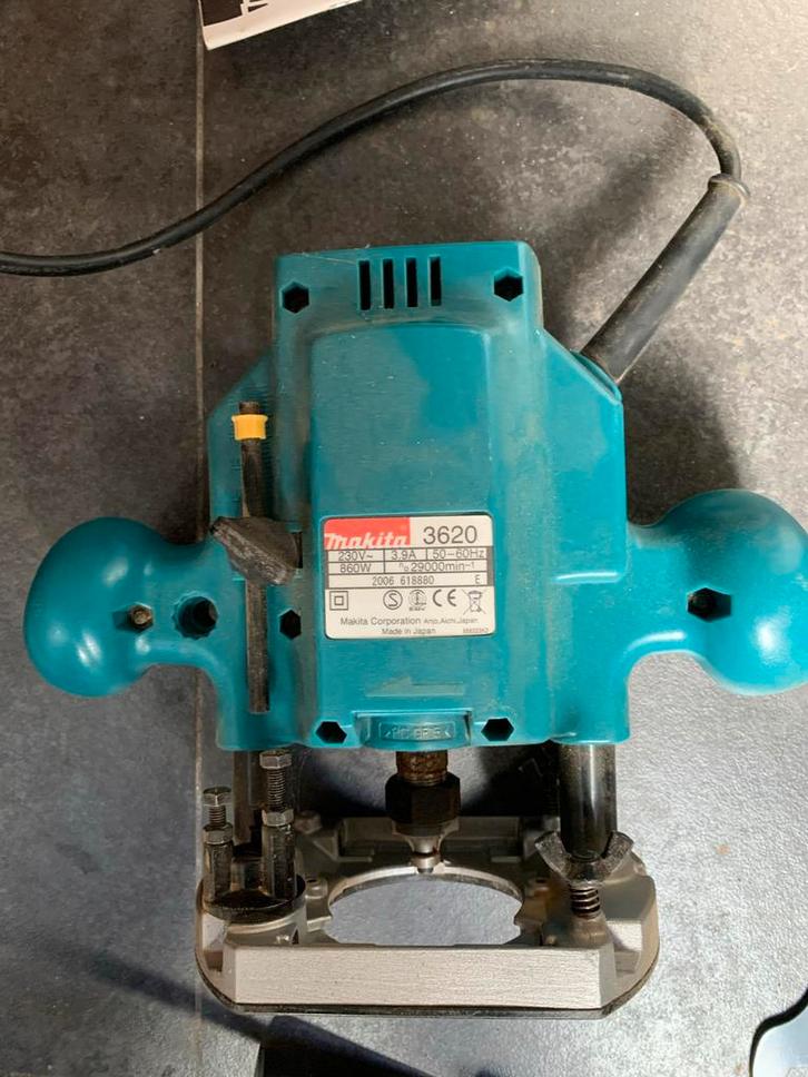 Makita Bovenfrees 3620 - Weinig gebruikt, perfect voor hobby, Doe-het-zelf en Verbouw, Gereedschap | Freesmachines, Gebruikt, Elektrisch