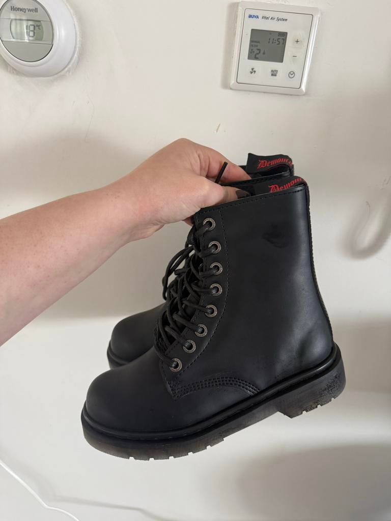 Demonia Boots Maat 37 - Nieuw Zonder Doos, Kleding | Dames, Schoenen, Ophalen of Verzenden, Nieuw, Zwart, Lage of Enkellaarzen