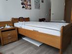 Verstelbaar seniorenbed met nachtkastje - Eikenhout, Gebruikt, 90 cm, Eenpersoons, Ophalen of Verzenden