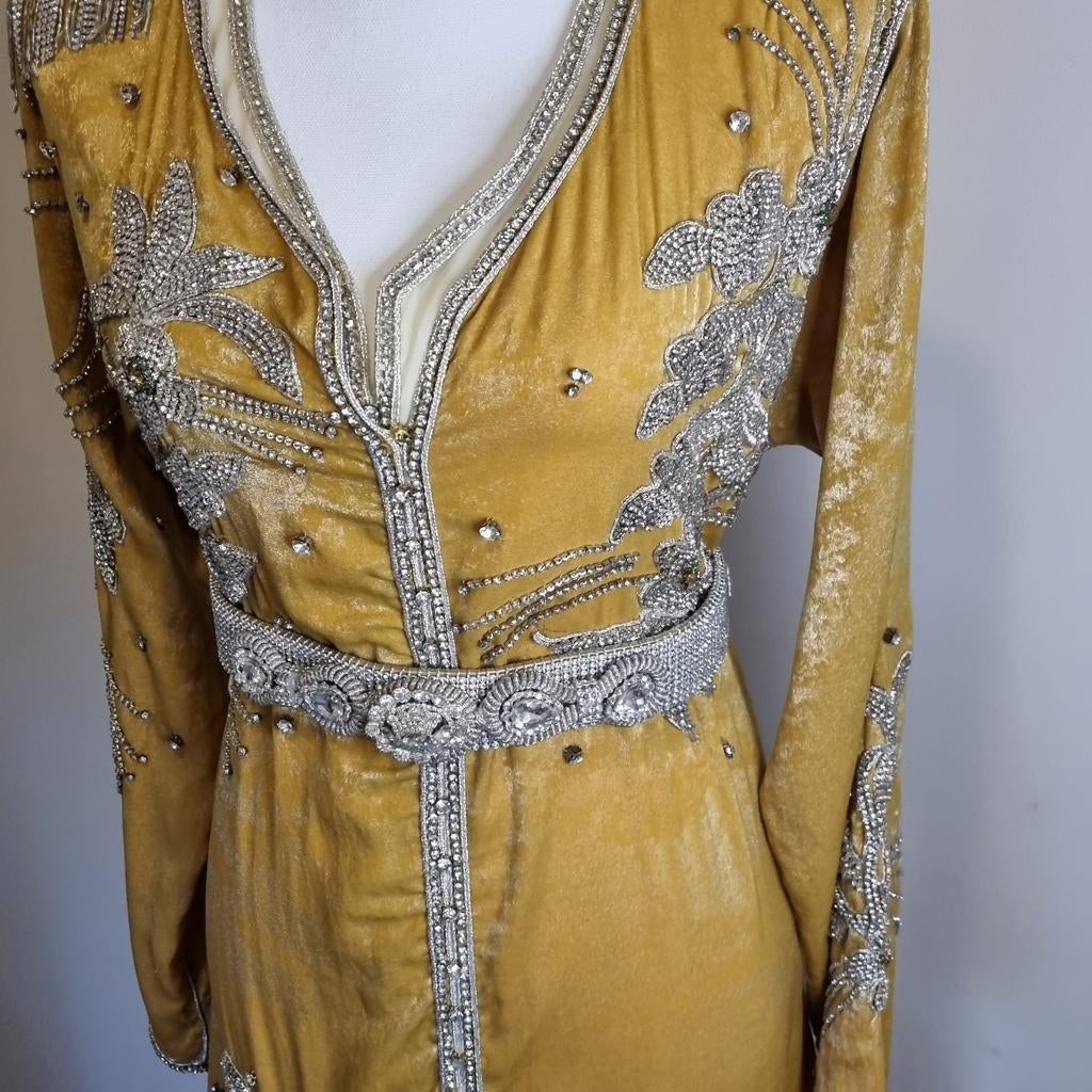Mooie elegante Caftan te Koop( met een dunne onderjurk), Ophalen of Verzenden, Zo goed als nieuw, Maat 46/48 (XL) of groter, Geel