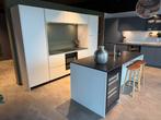 Showroomkeuken (BUITENKANSJE) Adviesprijs: €19.900, Ophalen, Overige typen, Nieuw, Met kookeiland