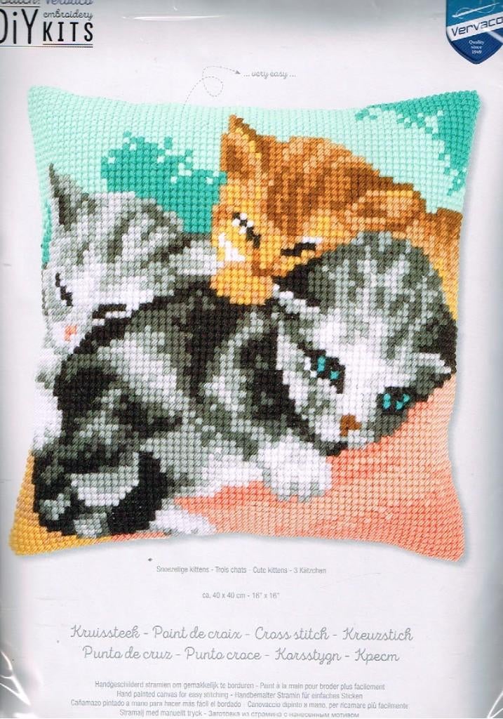 Cado vervaco borduurpakket kussen Snoezige Kittens, Ophalen of Verzenden, Nieuw, Handborduren, Borduurpakket