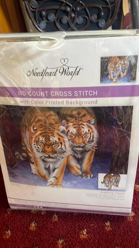 Borduurpakket tijgers needleart 85x62, Hobby en Vrije tijd, Borduren en Borduurmachines, Ophalen of Verzenden, Zo goed als nieuw