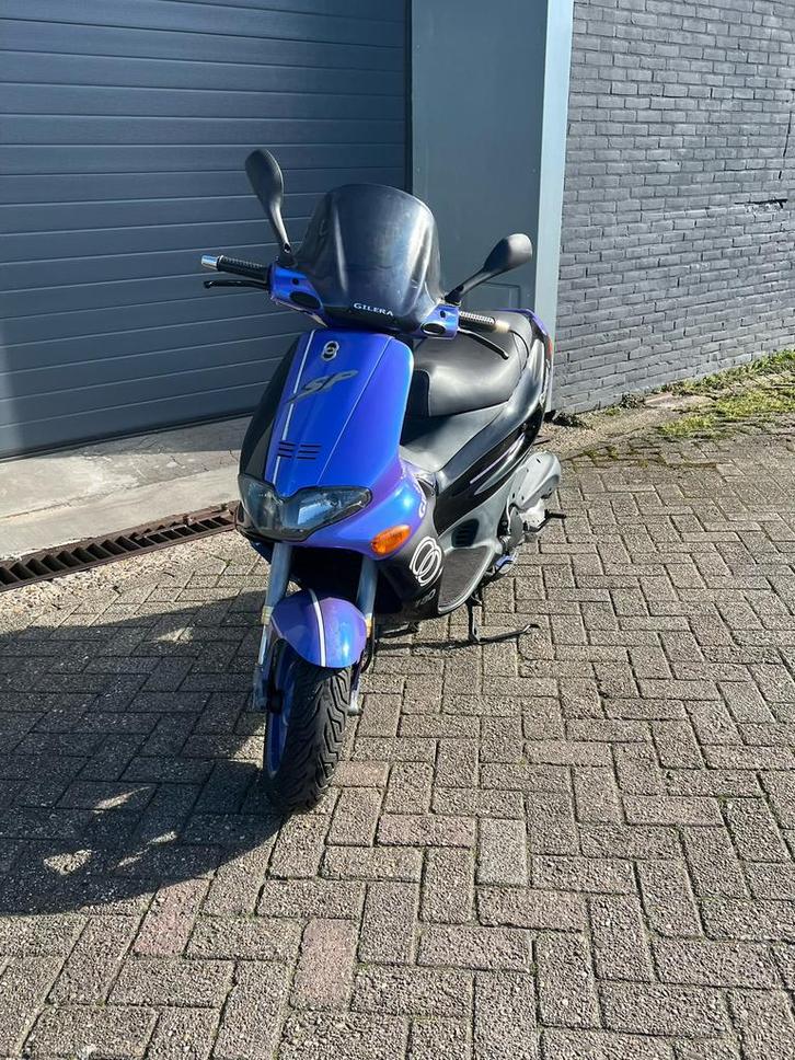 Gilera runner 180 dd sp, Fietsen en Brommers, Scooters | Piaggio, Zo goed als nieuw, Overige modellen, Tweetakt, Ophalen of Verzenden