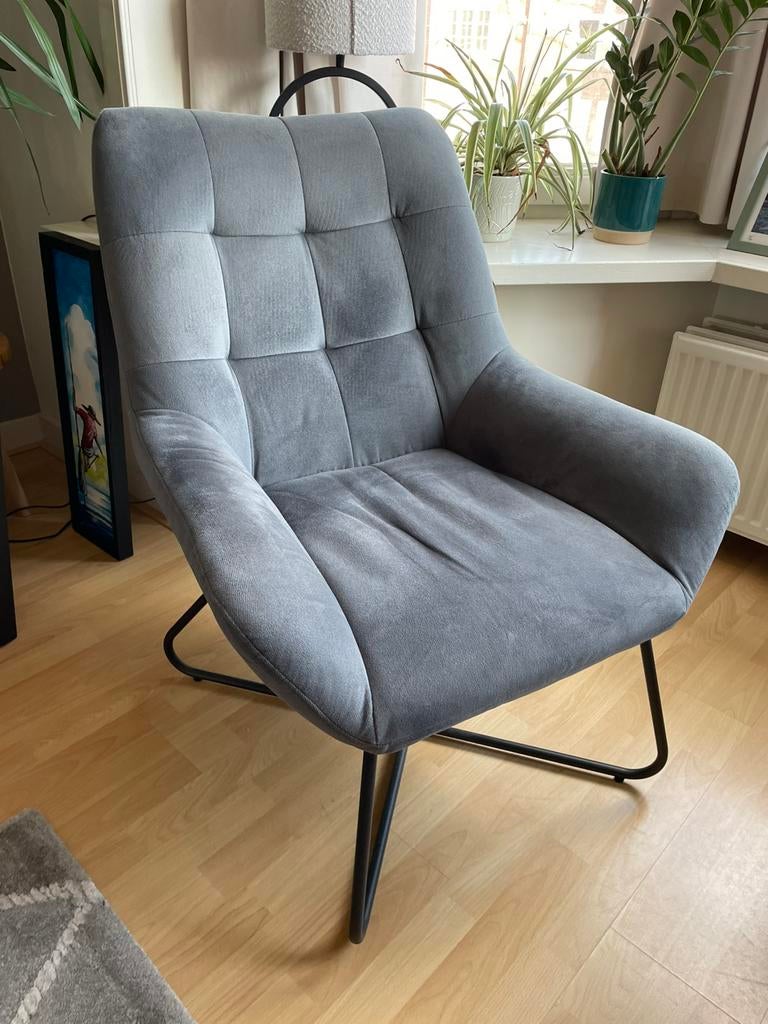 Grijze fauteuils 1x, Ophalen, Velvet, 75 tot 100 cm, Zo goed als nieuw