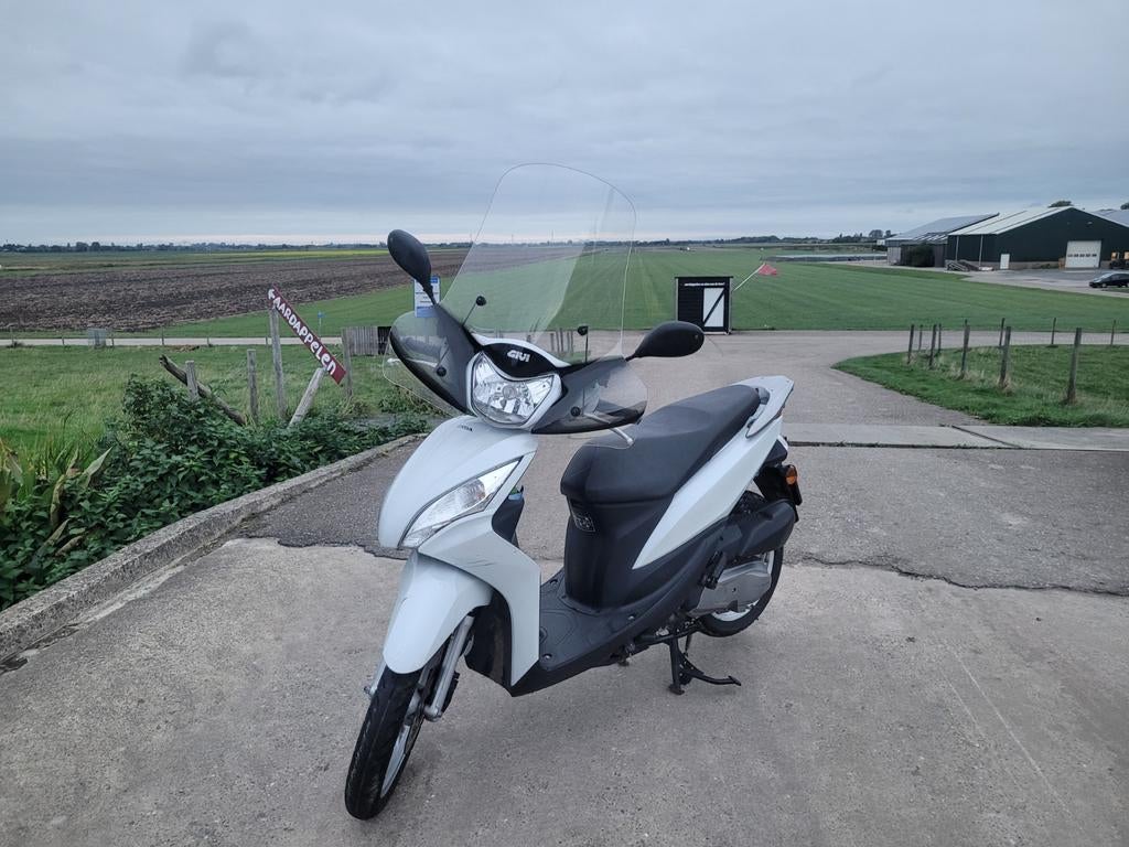 Honda NSC50 vision snorscooter windscherm, Fietsen en Brommers, Snorfietsen en Snorscooters, Ophalen, Gebruikt, Benzine, Overige merken