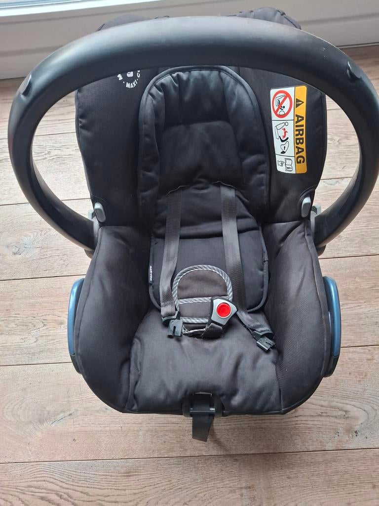 Autostoel te koop!, Ophalen, Autogordel, 9 t/m 18 kg, Zo goed als nieuw