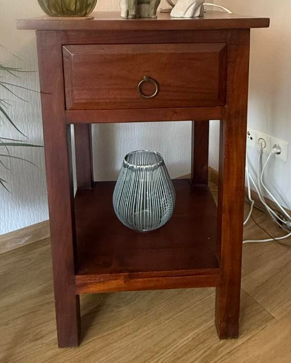 Bijzettafel teak, Huis en Inrichting, Tafels | Bijzettafels, Minder dan 55 cm, Gebruikt, Koloniaal, Vierkant