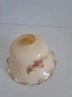 mooie, authentieke  porseleinen lampenkap, Huis en Inrichting, Lampen | Lampenkappen, Jaren 60, Ophalen of Verzenden, Zo goed als nieuw