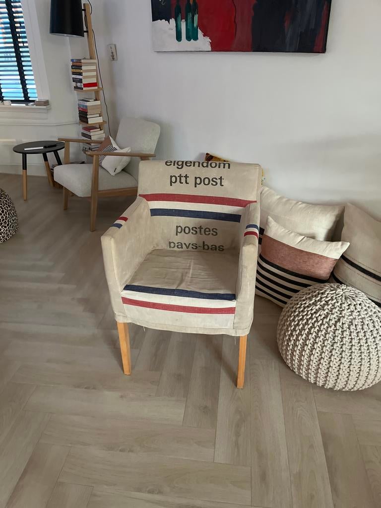 Unieke PTT stoel van originele postzakken, Huis en Inrichting, Ophalen, Gebruikt, Overige kleuren, Eén