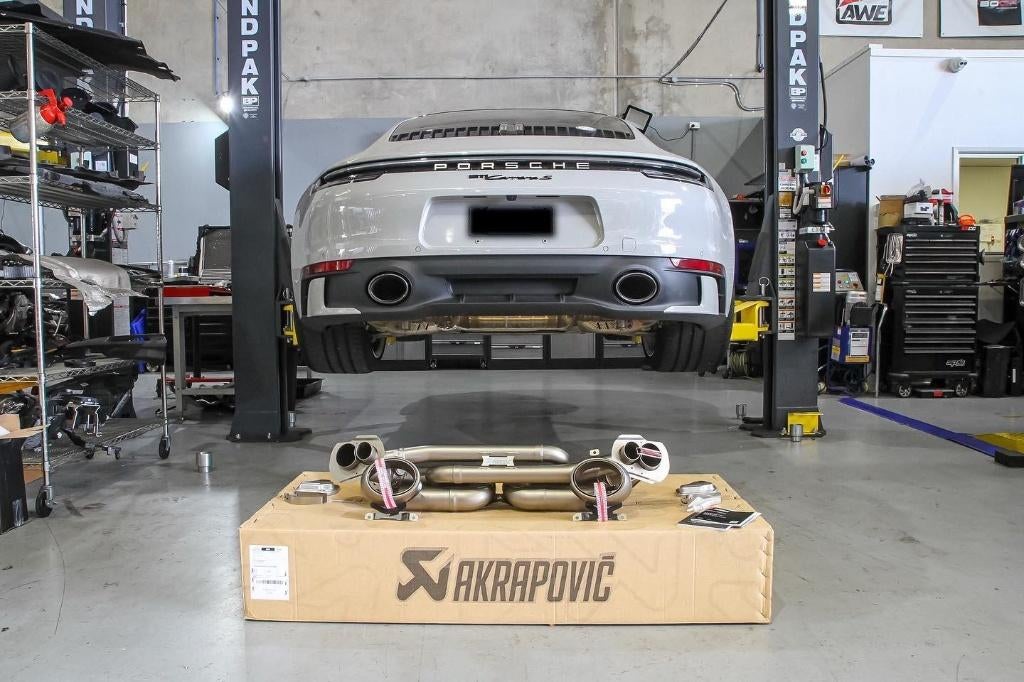 Akrapovic Titanium uitlaatsysteem - Porsche 911 992 19+, Auto diversen, Tuning en Styling, Ophalen of Verzenden