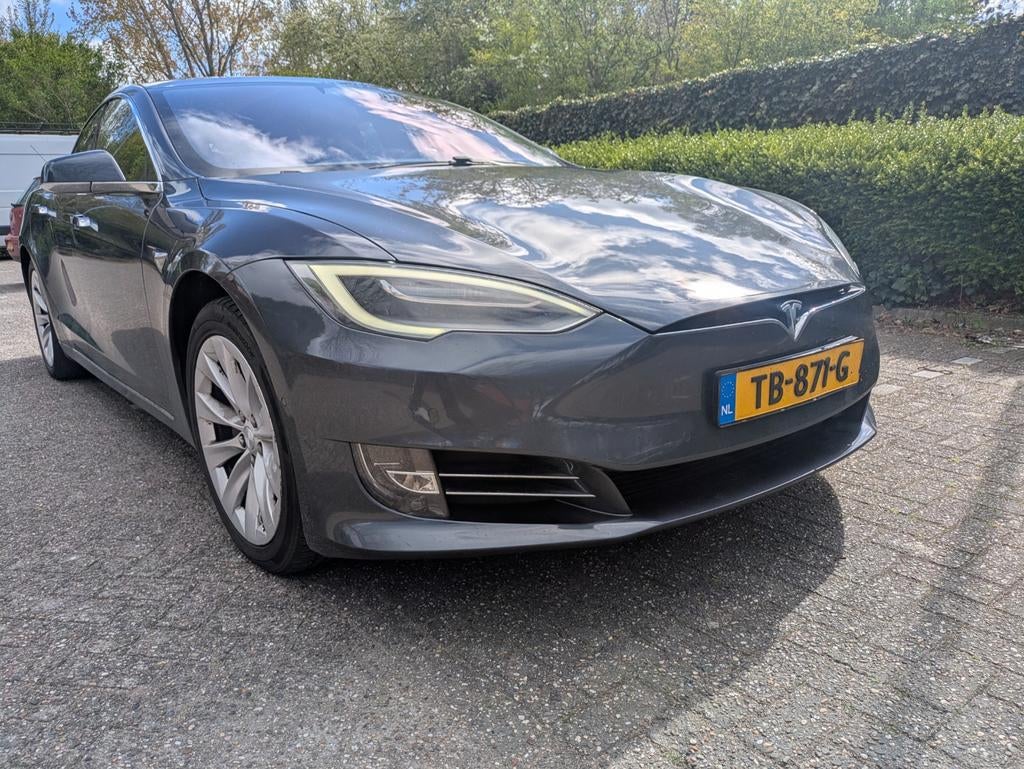 Tesla Model S 75D 2018 Grijs - alcantara/carbon -Uncorked, Auto's, Tesla, Zwart, Elektrisch, Vierwielaandrijving, Particulier