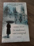 D. Dean - De madonna's van Leningrad, Ophalen of Verzenden, Zo goed als nieuw, D. Dean