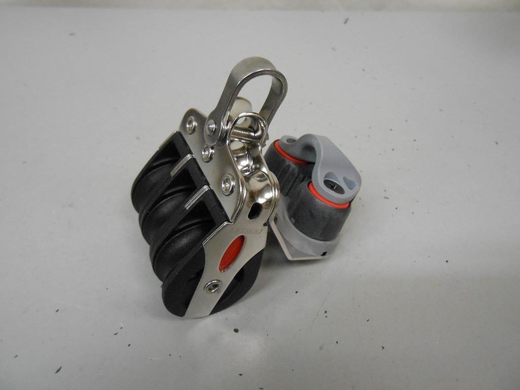 Ronstan Grootschootblok + Klem, 3-schijfs, kogellagers, 8 mm, Watersport en Boten, Accessoires en Onderhoud, Ophalen of Verzenden