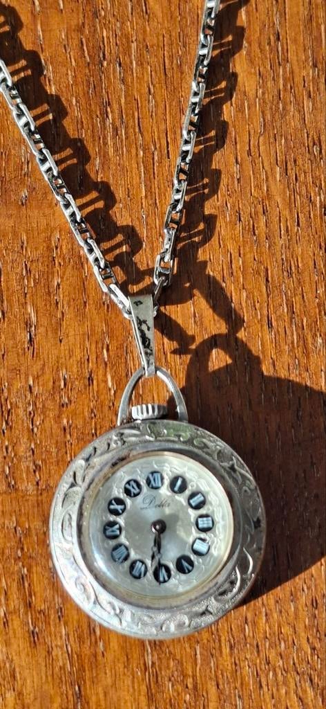 Zilveren Delta Dames Hanghorloge - met ketting, Overige merken, Zakhorloge, Ophalen of Verzenden, Met ketting