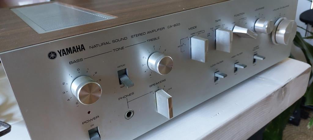 Yamaha ca  600, Audio, Tv en Foto, Versterkers en Receivers, Yamaha, Ophalen of Verzenden, Zo goed als nieuw, Minder dan 60 watt