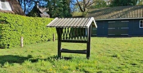 Hooiruif met dakje, Ophalen