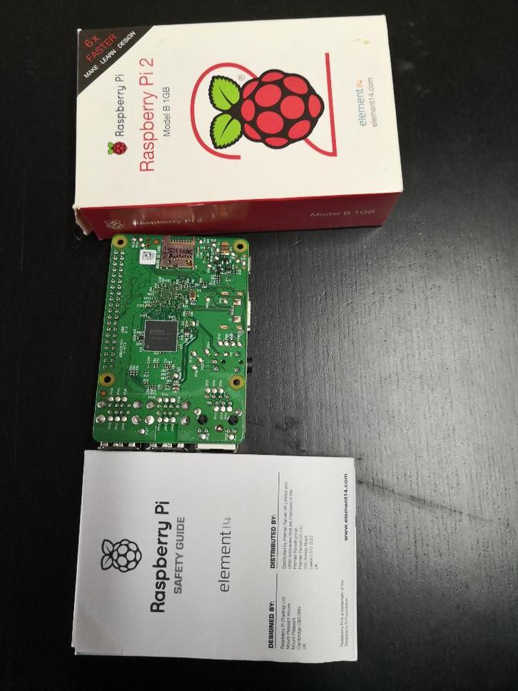 Raspberry Pi 2 B 1 GB, Hobby en Vrije tijd, Elektronica-componenten, Zo goed als nieuw, Ophalen of Verzenden