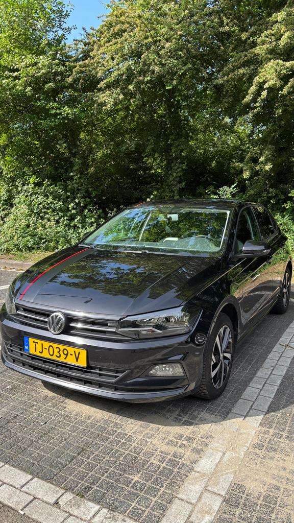 Volkswagen Polo 1.0 TSI 5D BEATS 2018 Zwart, Auto's, Volkswagen, Voorwielaandrijving, Start-stop-systeem, 40 €/maand, Leder en Stof